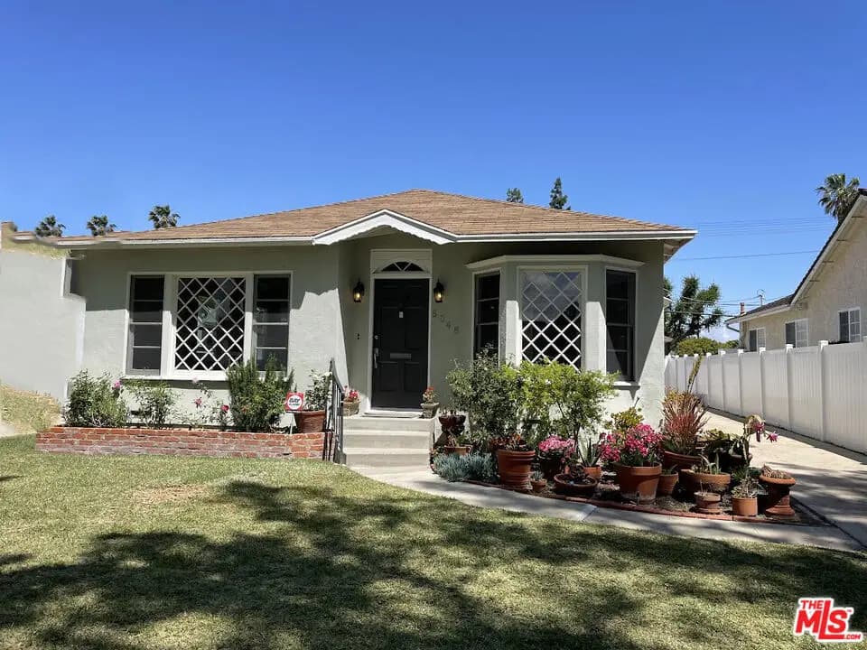5048 Enfield Avenue, Encino, CA — listing photo 1