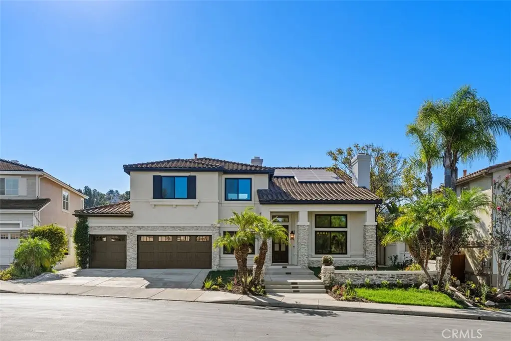 7572 E Endemont Court, Anaheim, CA — listing photo 1