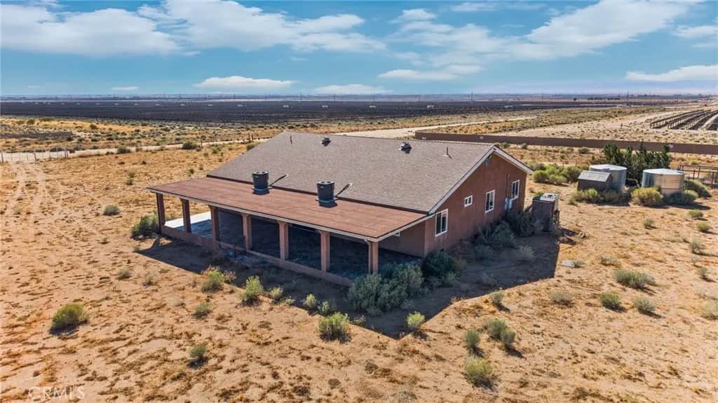 13071 Irone, Rosamond, CA — listing photo 1