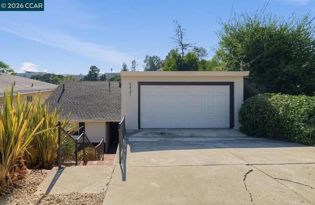9421 Castlewood Street, Oakland, CA — listing photo 1