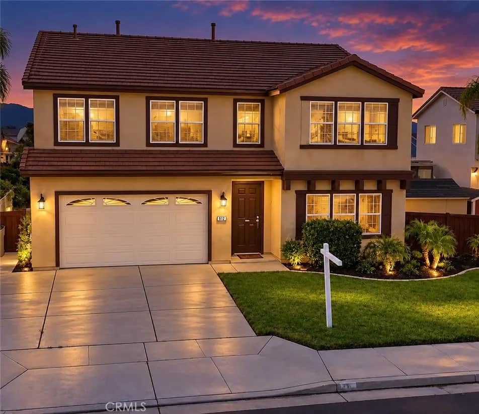 176 Nightfall, San Jacinto, CA — listing photo 1