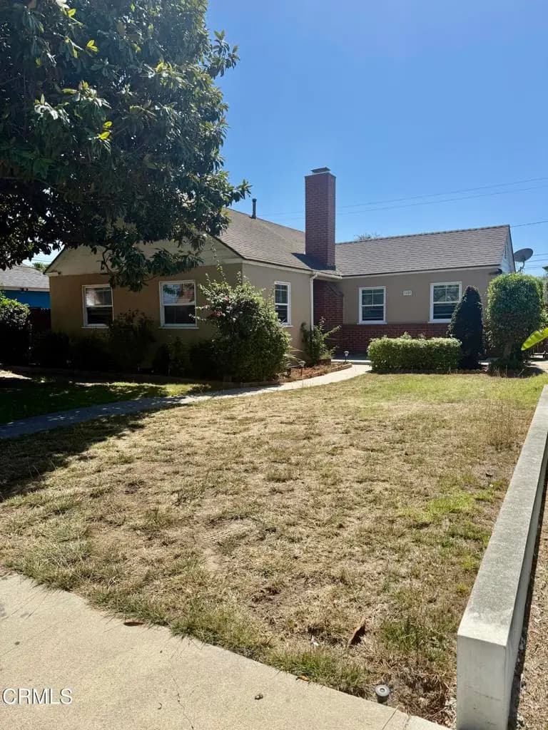 1428 W Beverly Drive, Oxnard, CA — listing photo 1