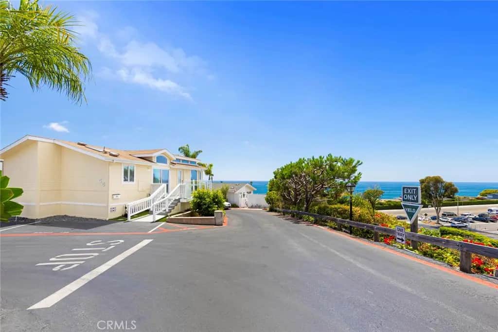 30802 Coast C6, Laguna Beach, CA — listing photo 1