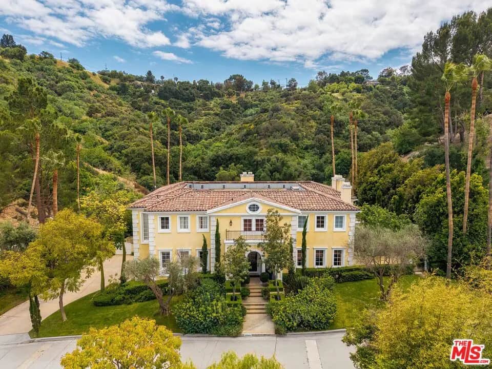 13935 Durham Road, Beverly Hills, CA — listing photo 1