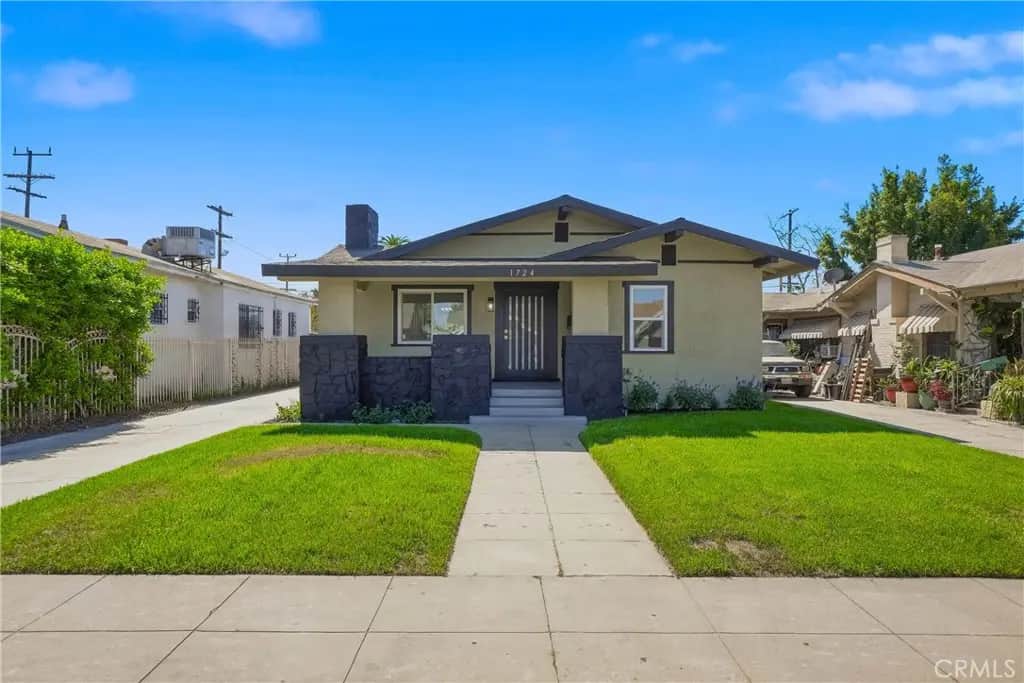 1724 W 43rd Street, Los Angeles, CA — listing photo 1