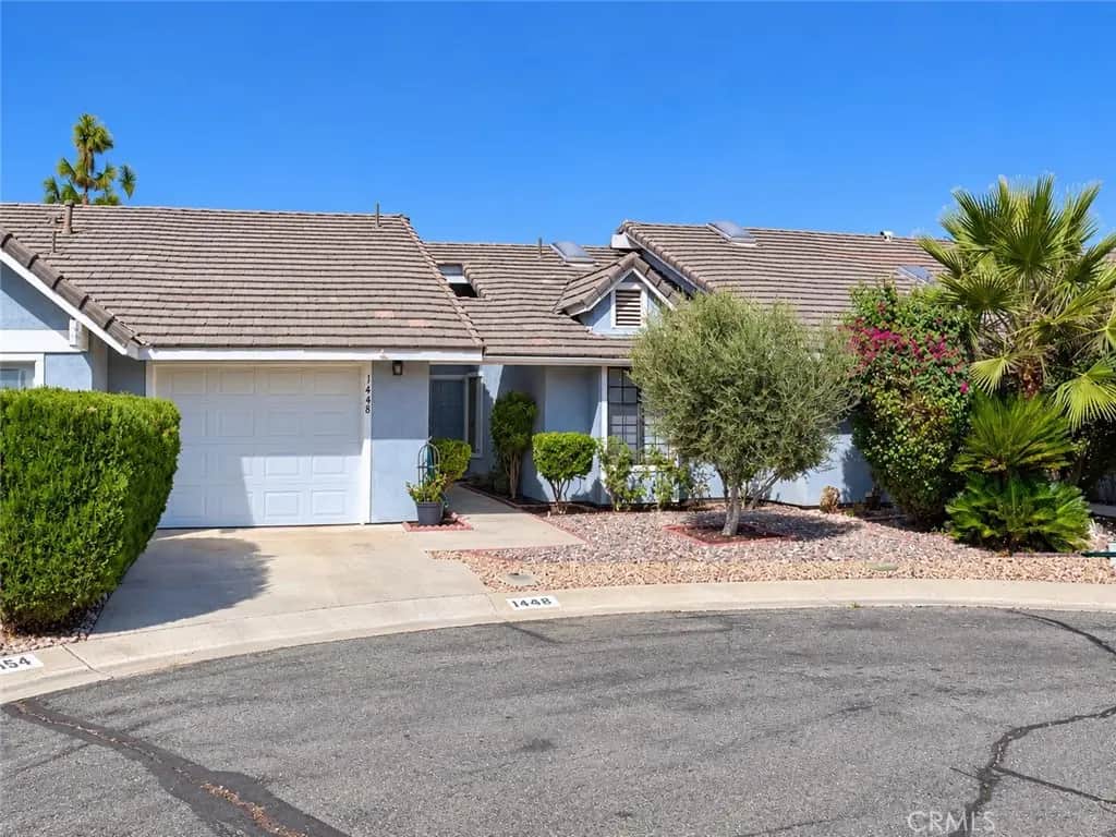 1448 Bunker Hill, San Jacinto, CA — listing photo 1
