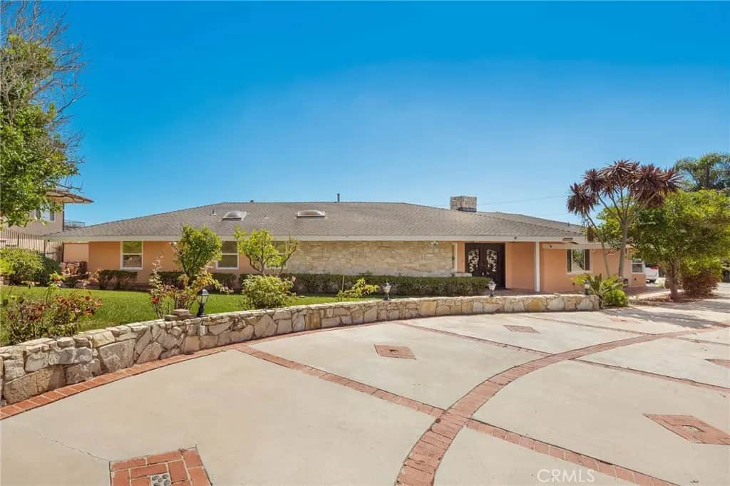 2929 Crest Drive, Rancho Palos Verdes, CA — listing photo 1