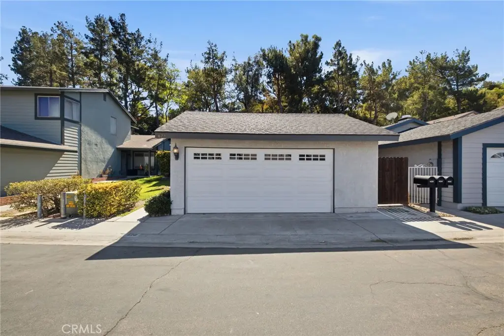 428 Lupine Place Place, La Verne, CA — listing photo 1