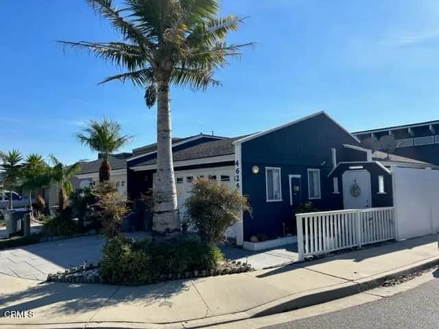 4624 Falkirk Bay, Oxnard, CA — listing photo 1