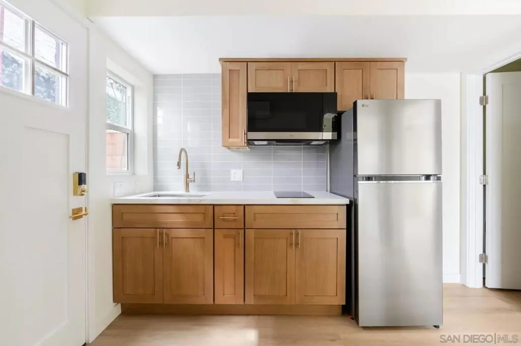 722 E 116Th, Los Angeles, CA — listing photo 1