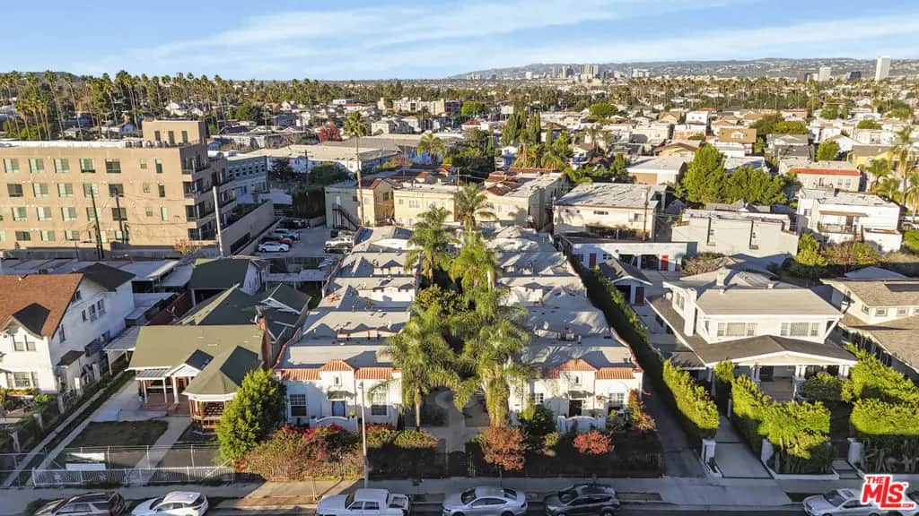 1533 6th Avenue, Los Angeles, CA — listing photo 1