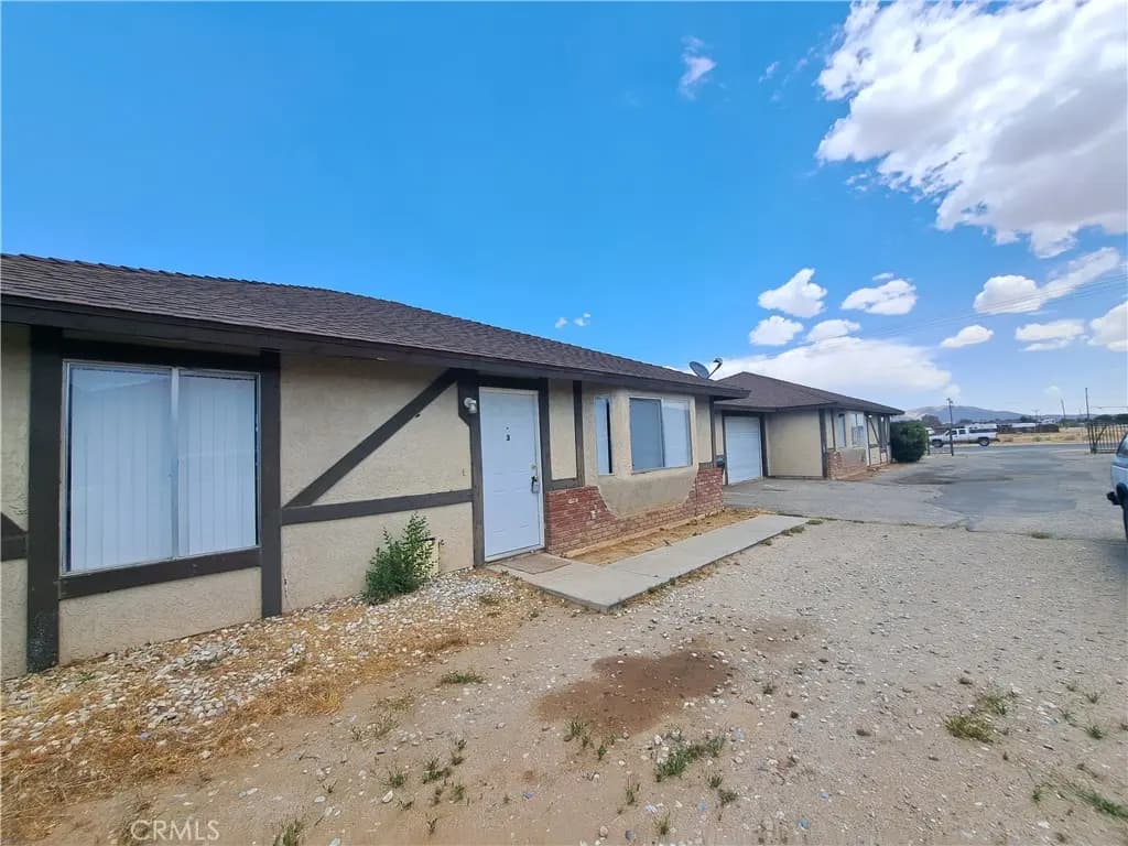 12222 Kiowa Road 3, Apple Valley, CA — listing photo 1
