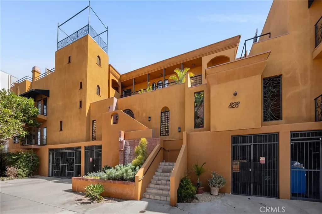 828 N Hudson Avenue 101, Los Angeles, CA — listing photo 1