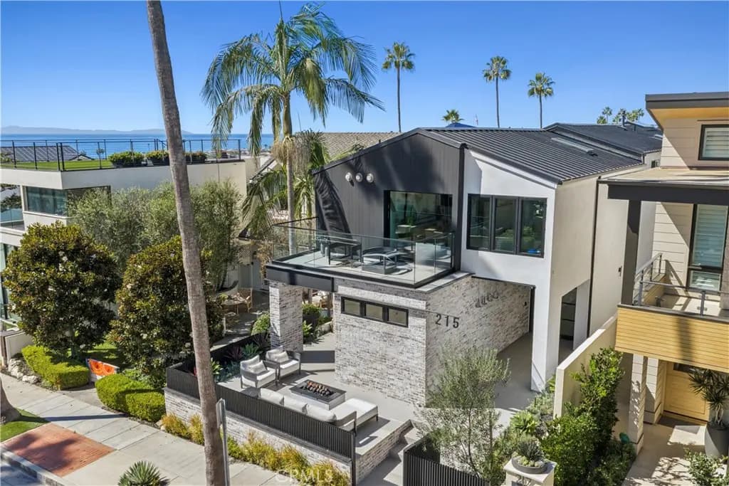 215 Goldenrod, Corona Del Mar, CA — listing photo 1