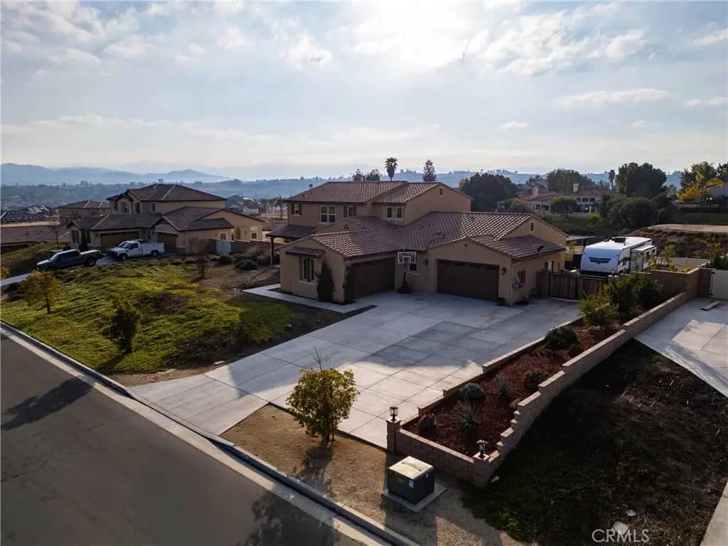 16909 Suttles Drive, Riverside, CA — listing photo 1