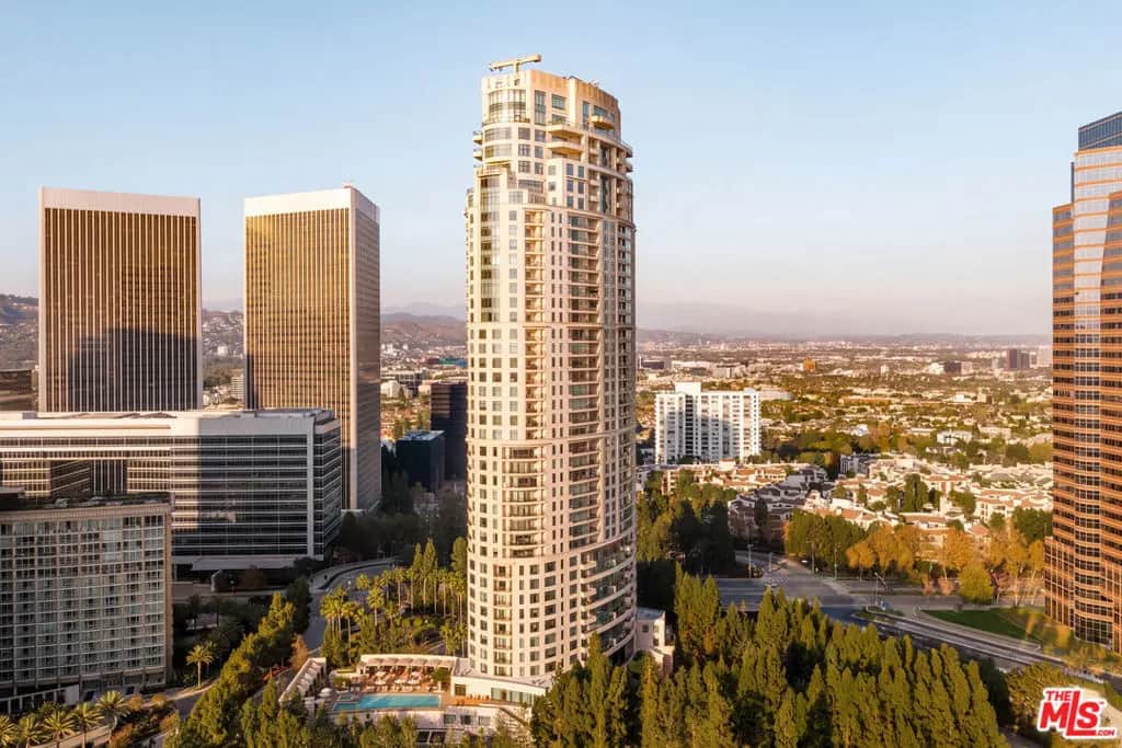 1 W Century Drive 28B, Los Angeles, CA — listing photo 1