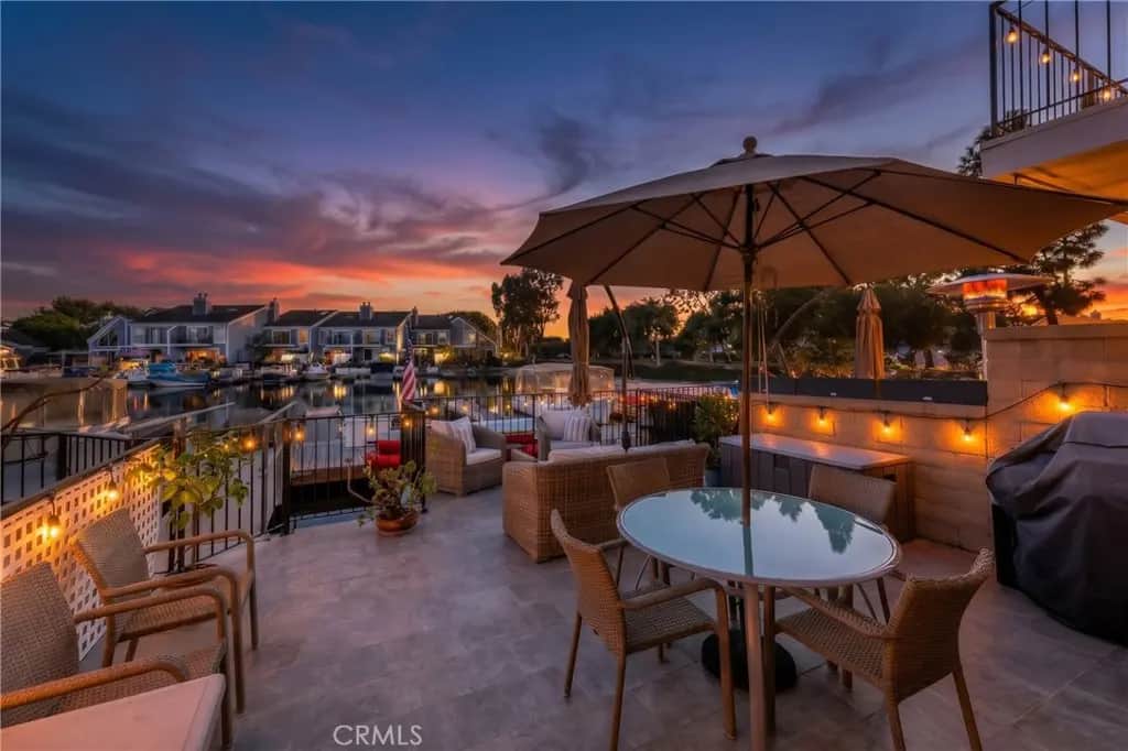 3866 Montego, Huntington Beach, CA — listing photo 1