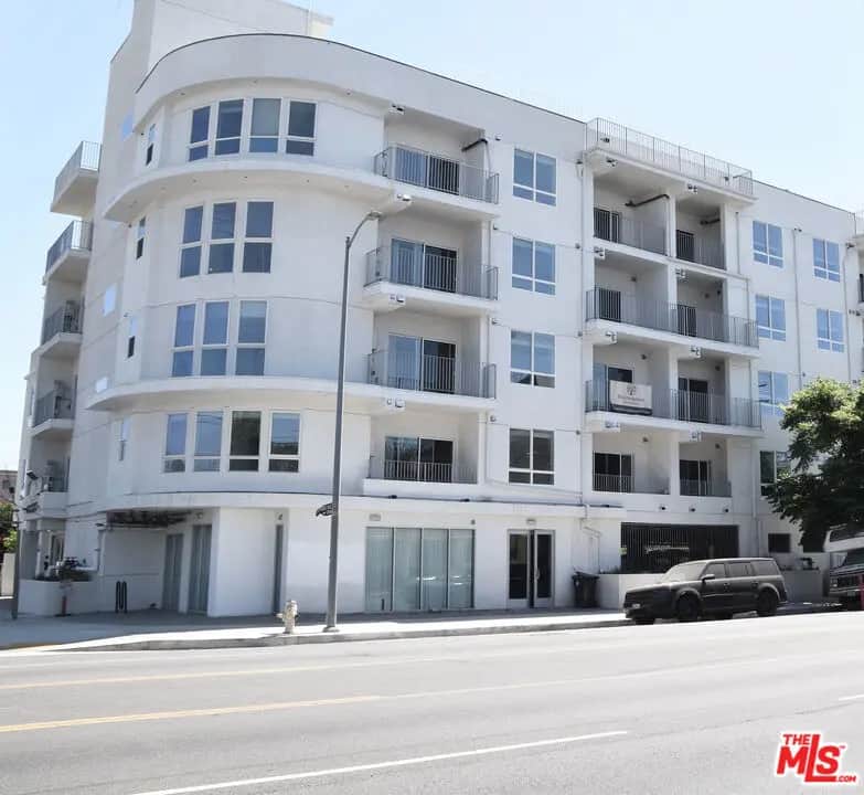 6755 Sylmar Avenue 508, Van Nuys, CA — listing photo 1