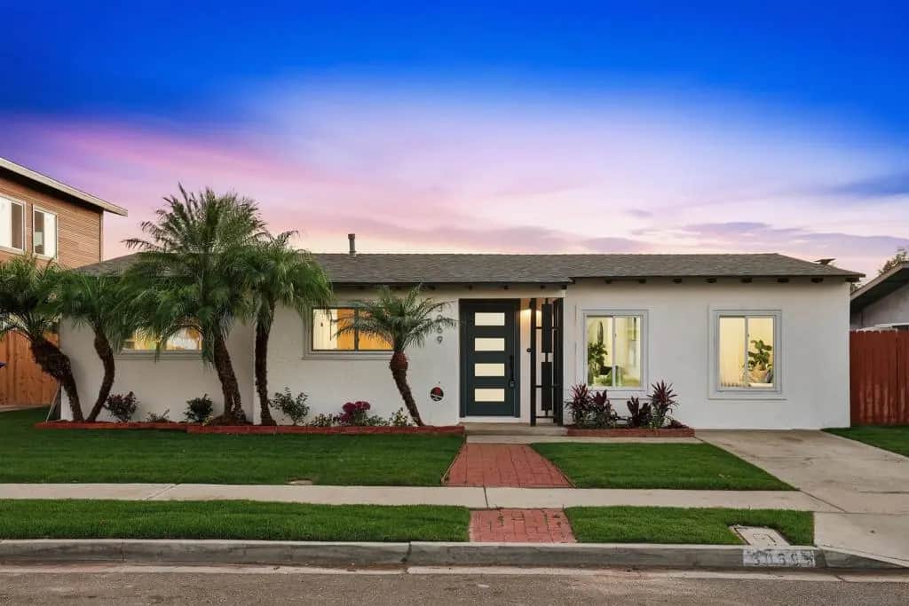 3069 Haidas Ave, San Diego, CA — listing photo 1