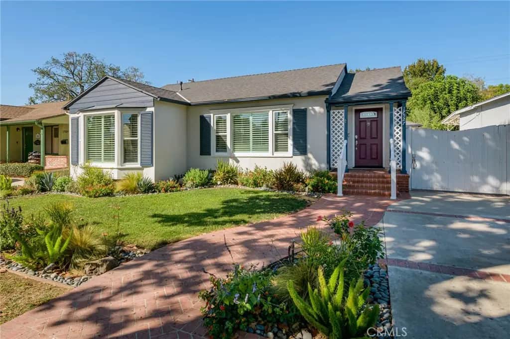17527 Lemay Place, Lake Balboa, CA — listing photo 1