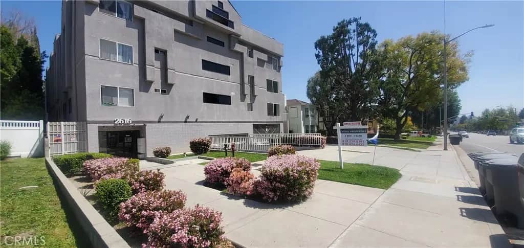 2616 Canada 102, Glendale, CA — listing photo 1