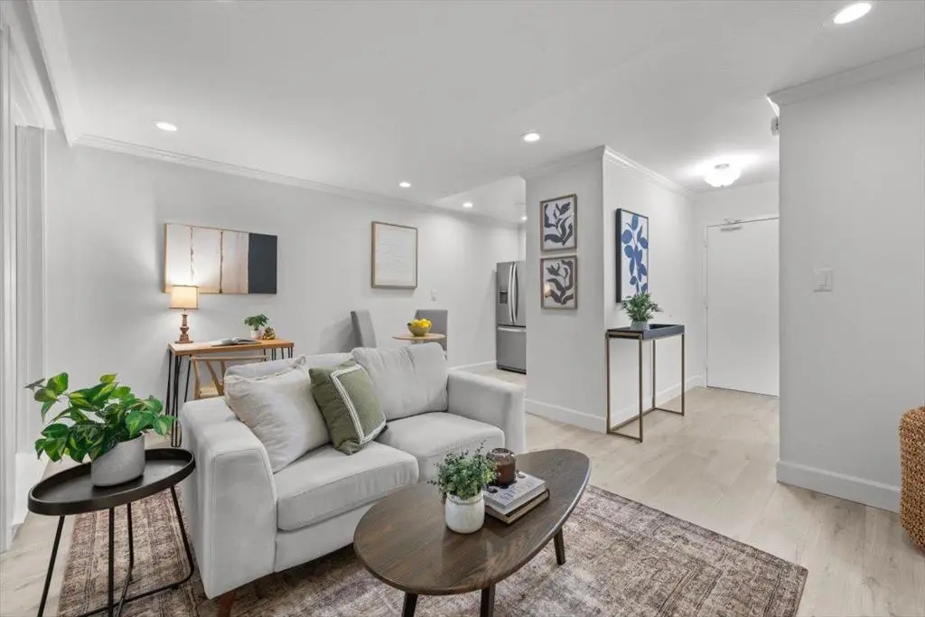 1614 Hudson Street 311, Redwood City, CA — listing photo 1