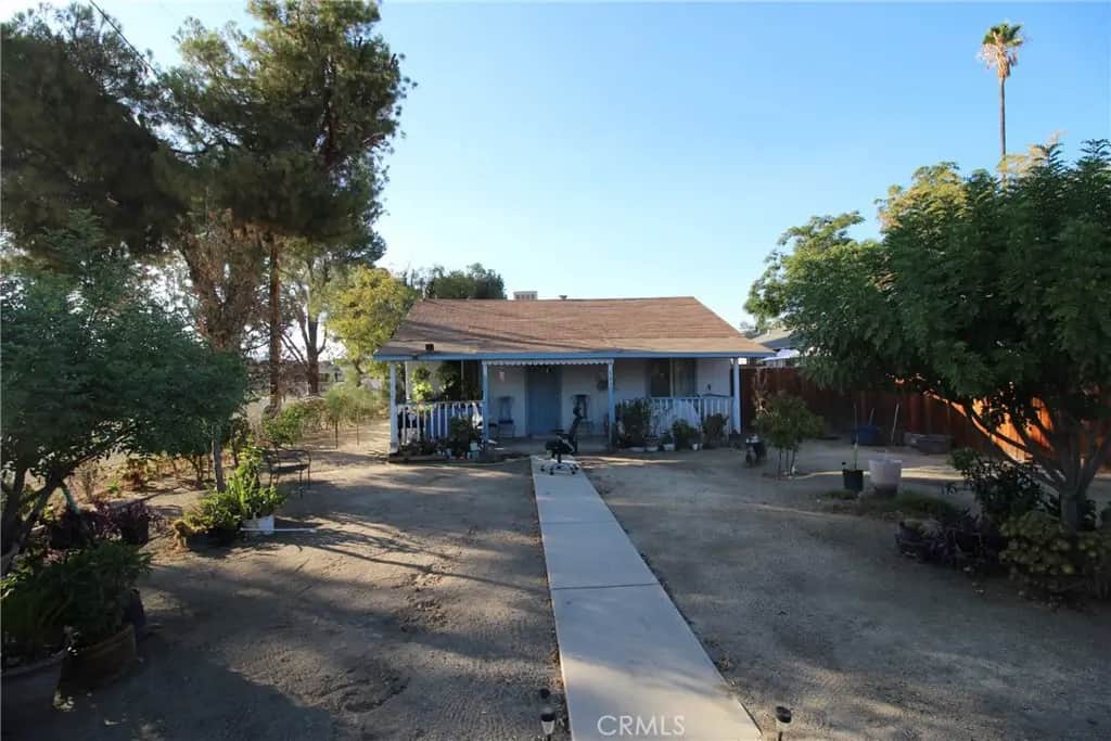 593 W Main, San Jacinto, CA — listing photo 1