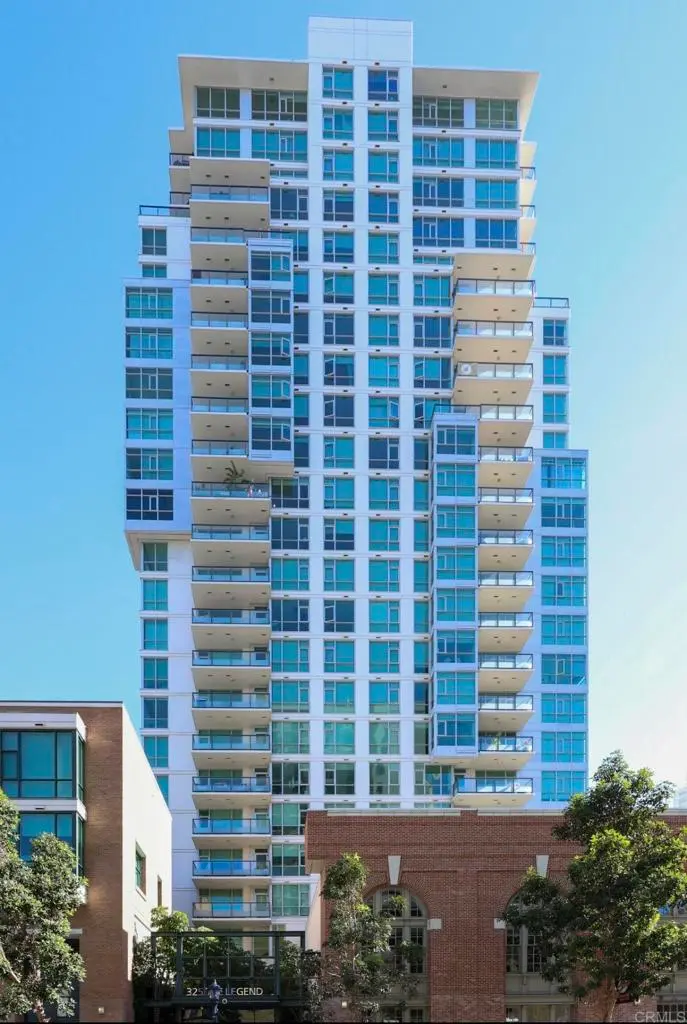325 7th Avenue 1204, San Diego, CA — listing photo 1
