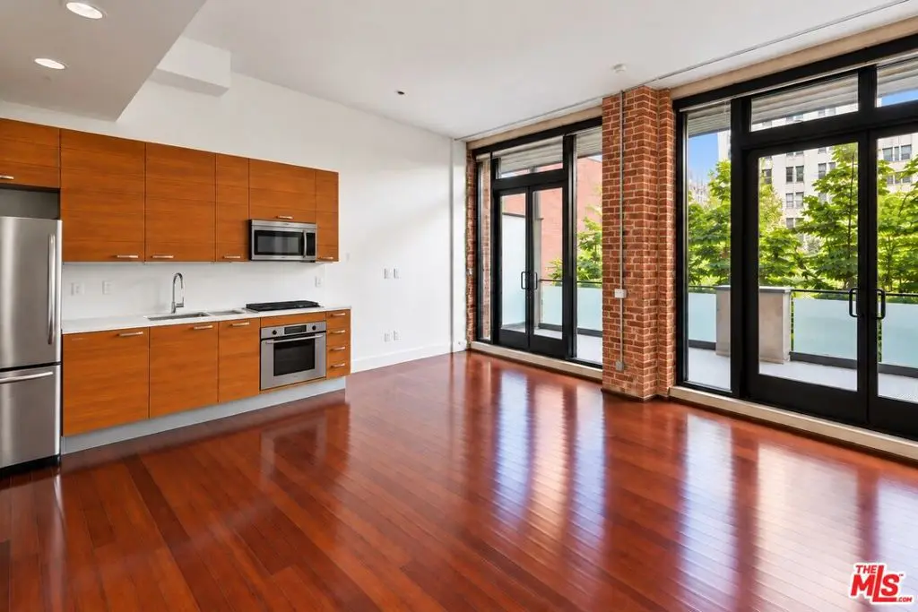 460 S Spring Street 205, Los Angeles, CA — listing photo 1