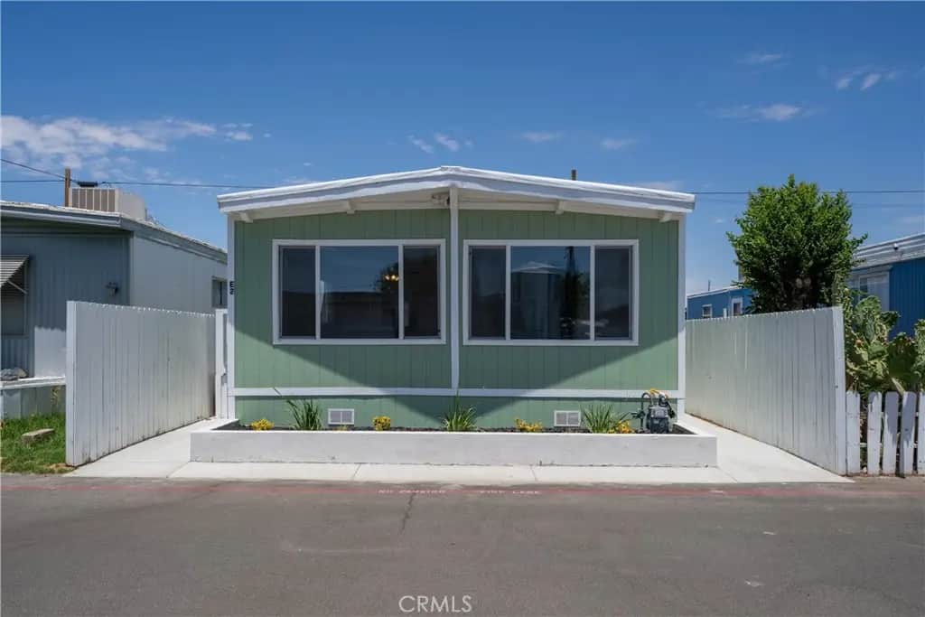 3157 E I Avenue E2, Lancaster, CA — listing photo 1