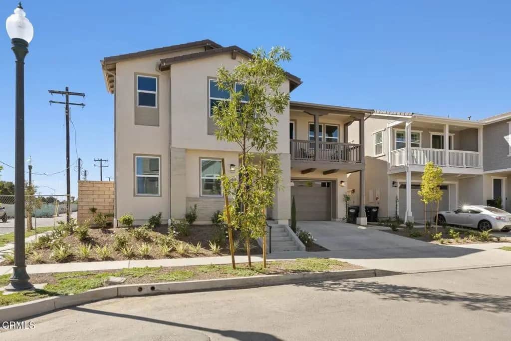 543 San Lorenzo Road, Ventura, CA — listing photo 1