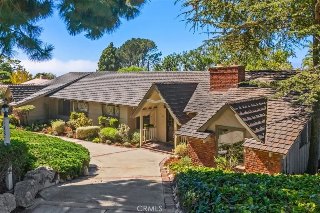1121 Via Coronel, Palos Verdes Estates, CA — listing photo 1