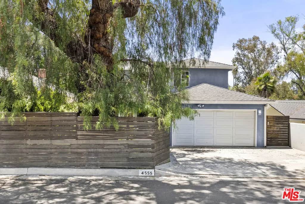 4555 Don Pio Drive, Los Angeles, CA — listing photo 1