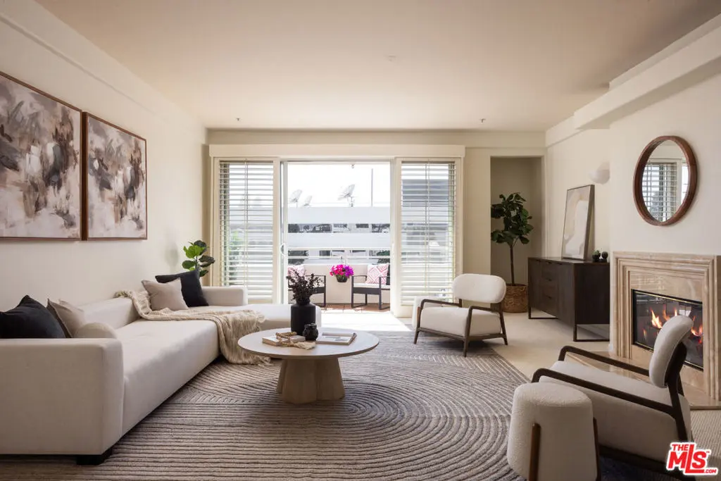 1430 S Bentley Avenue 402, Los Angeles, CA — listing photo 1
