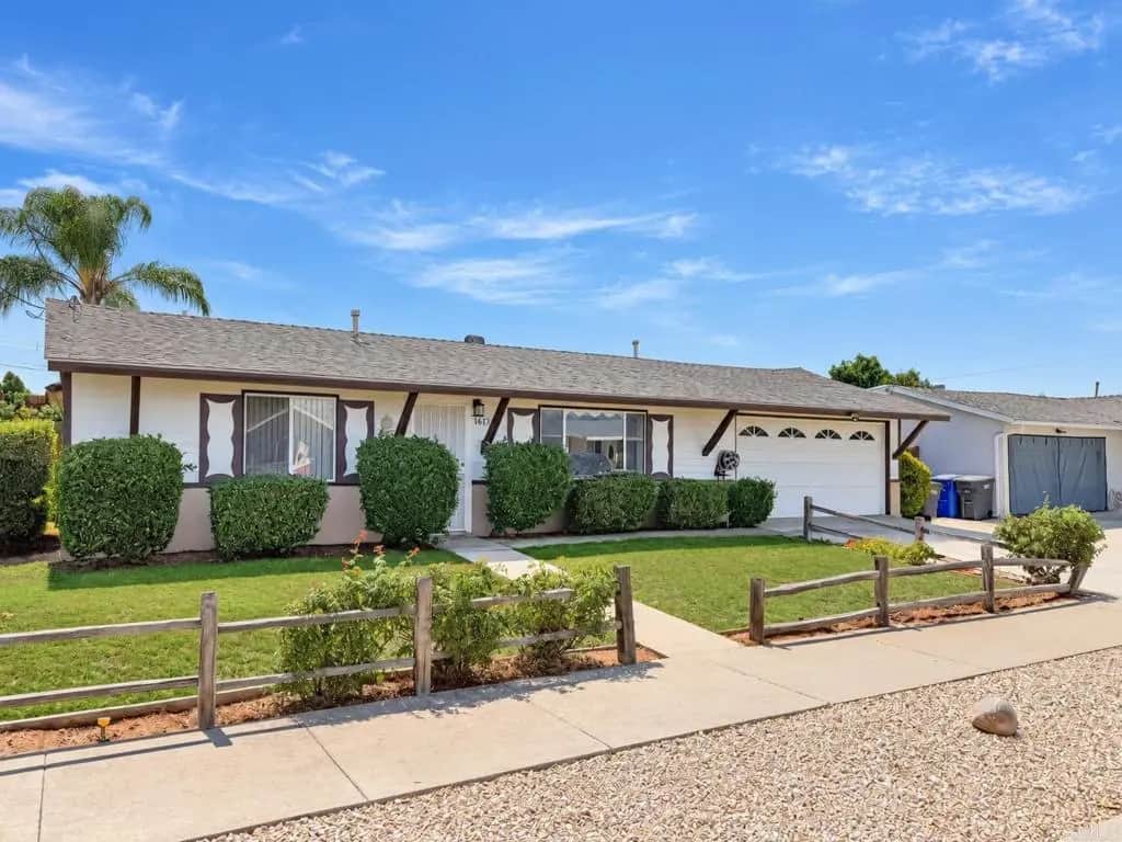 1613 Norran Avenue, El Cajon, CA — listing photo 1
