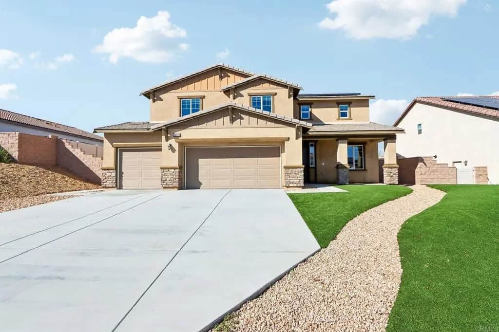 30980 Chuckwagon Court, Winchester, CA — listing photo 1