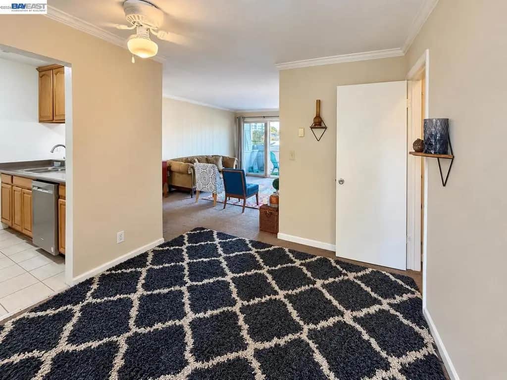 260 Industrial Pkwy 25, Hayward, CA — listing photo 1