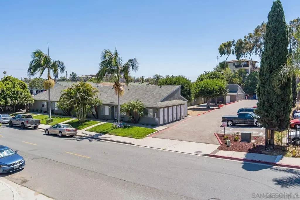 702 R Ave, National City, CA — listing photo 1