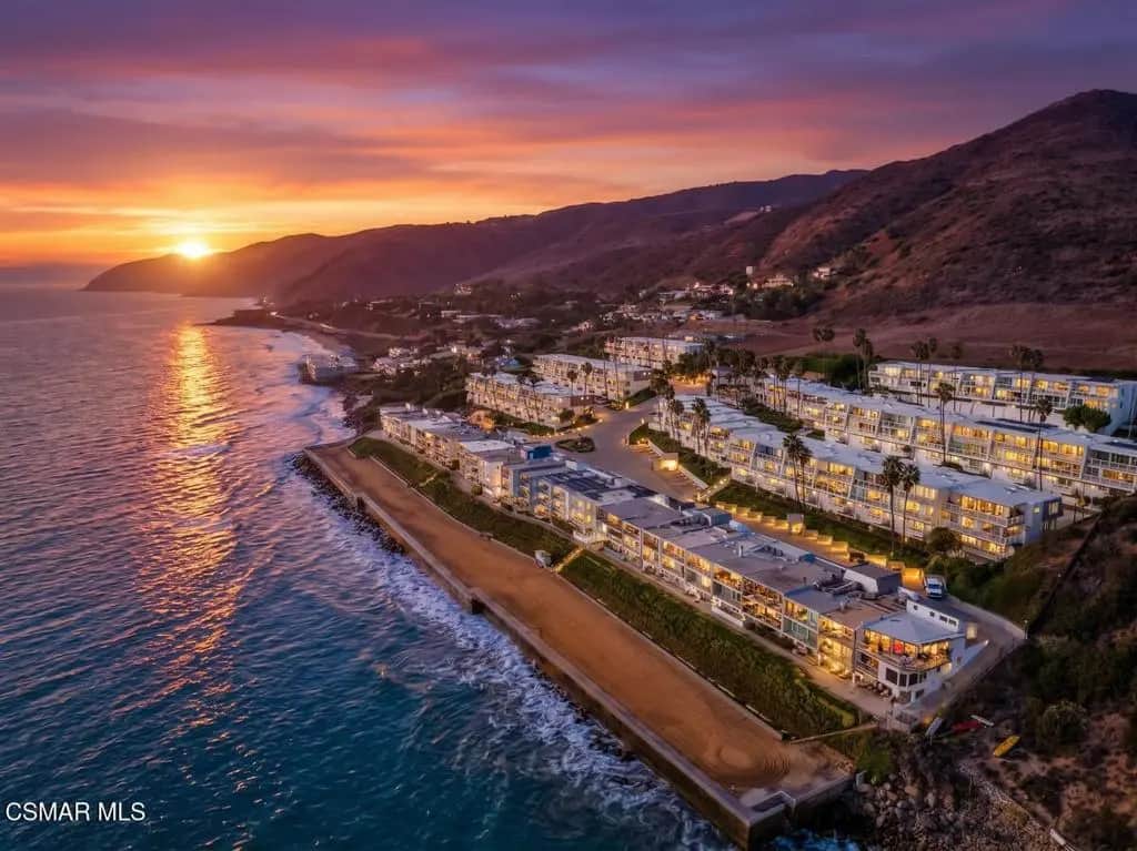 11964 Whalers Lane, Malibu, CA — listing photo 1