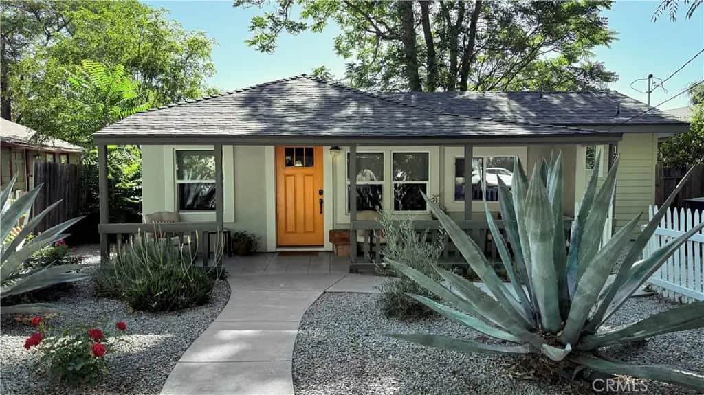 1712 Pine Street, Paso Robles, CA — listing photo 1