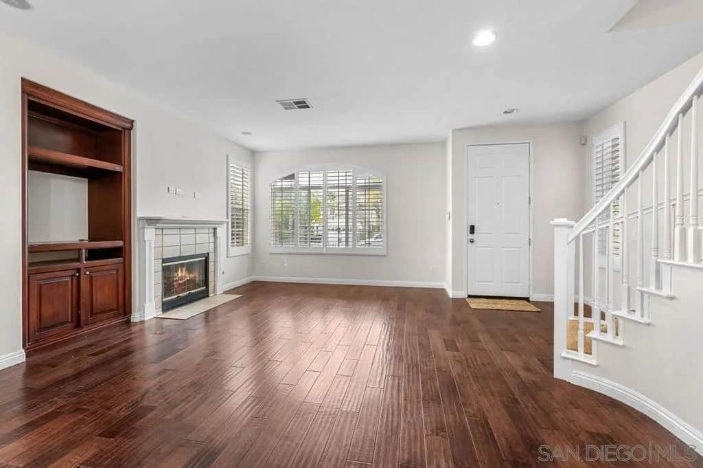727 San Juan Pl, Chula Vista, CA — listing photo 1
