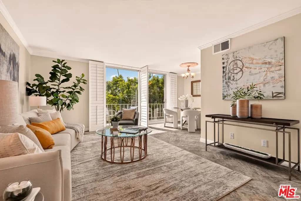 100 S Doheny Drive 402, Los Angeles, CA — listing photo 1