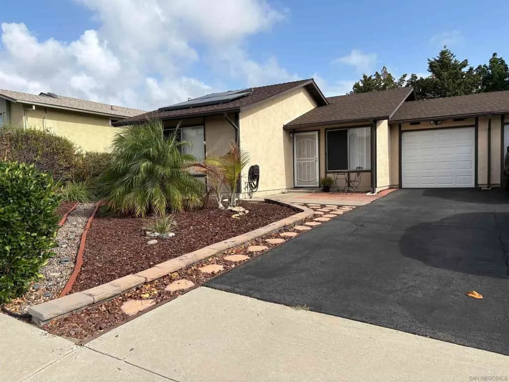 4559 Westridge Drive, Oceanside, CA — listing photo 1
