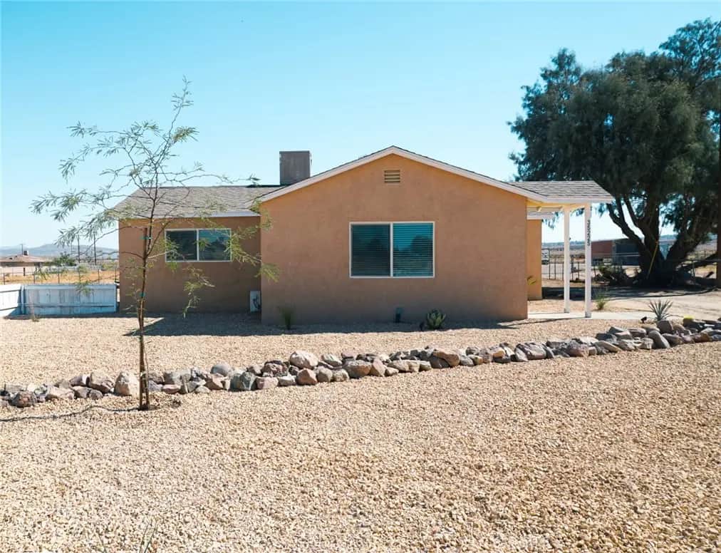 35225 Cedar Road, Barstow, CA — listing photo 1