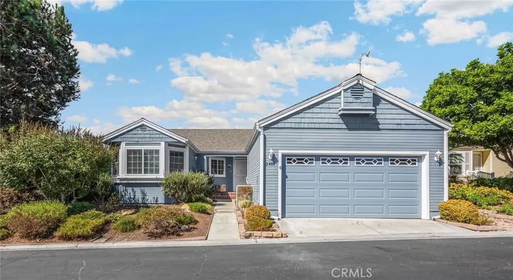 3481 Amber, Oceanside, CA — listing photo 1