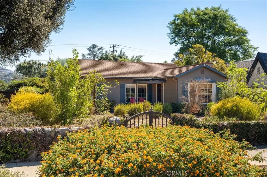 1856 Harding Avenue, Altadena, CA — listing photo 1