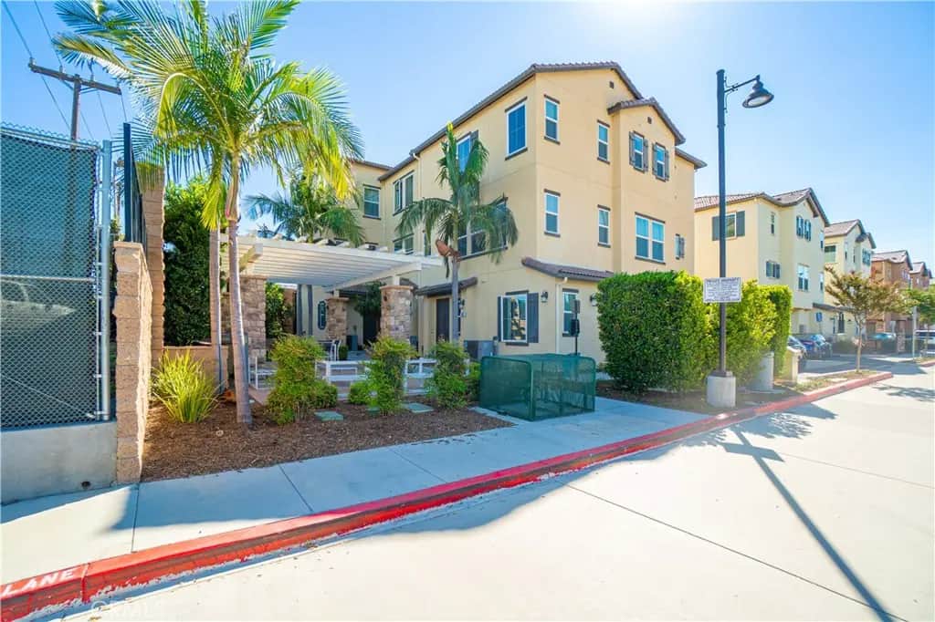 794 N Ethan Way, Anaheim, CA — listing photo 1