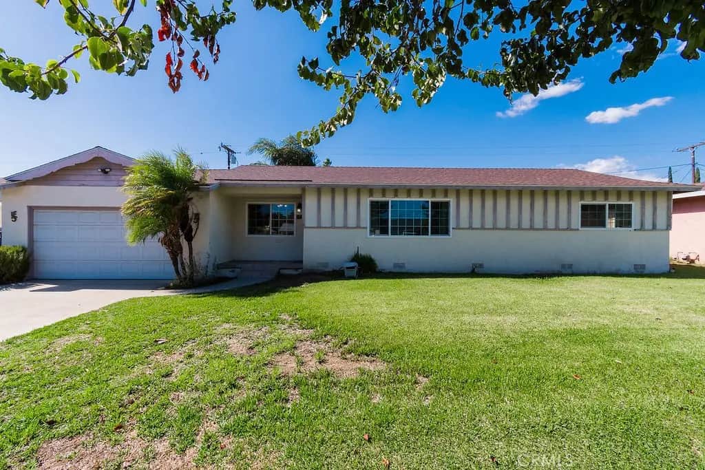 9826 Larch Avenue, Bloomington, CA — listing photo 1