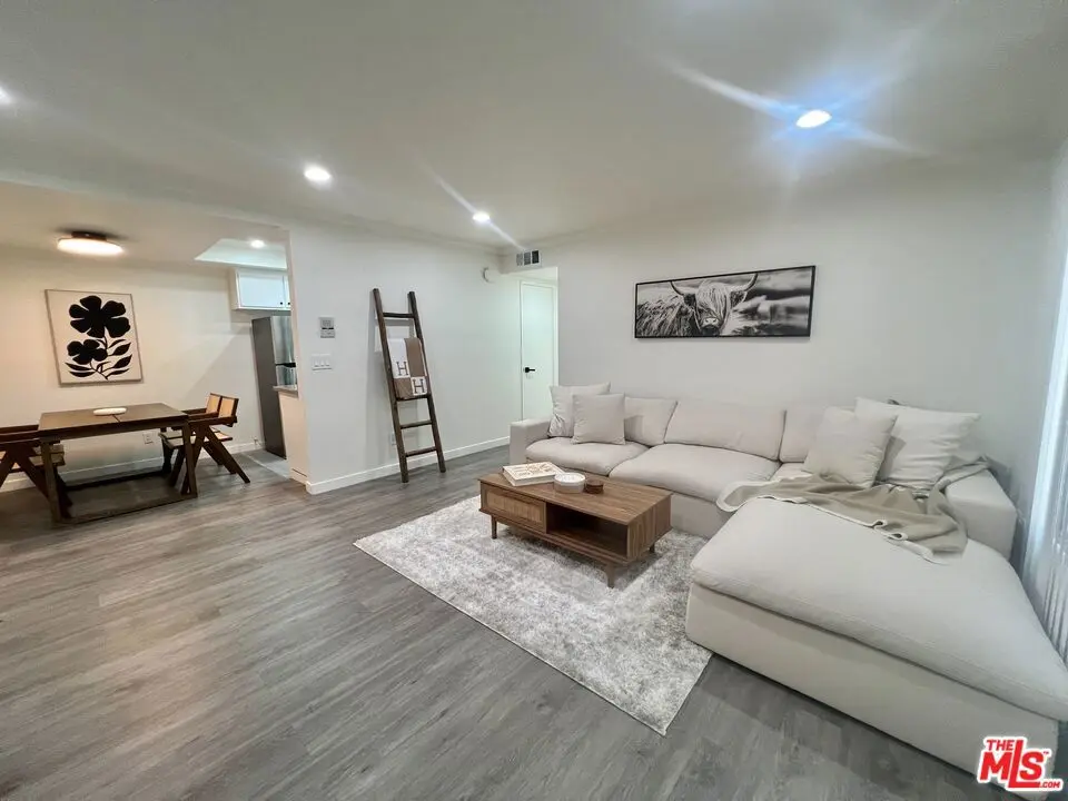408 Burchett Street 5, Glendale, CA — listing photo 1