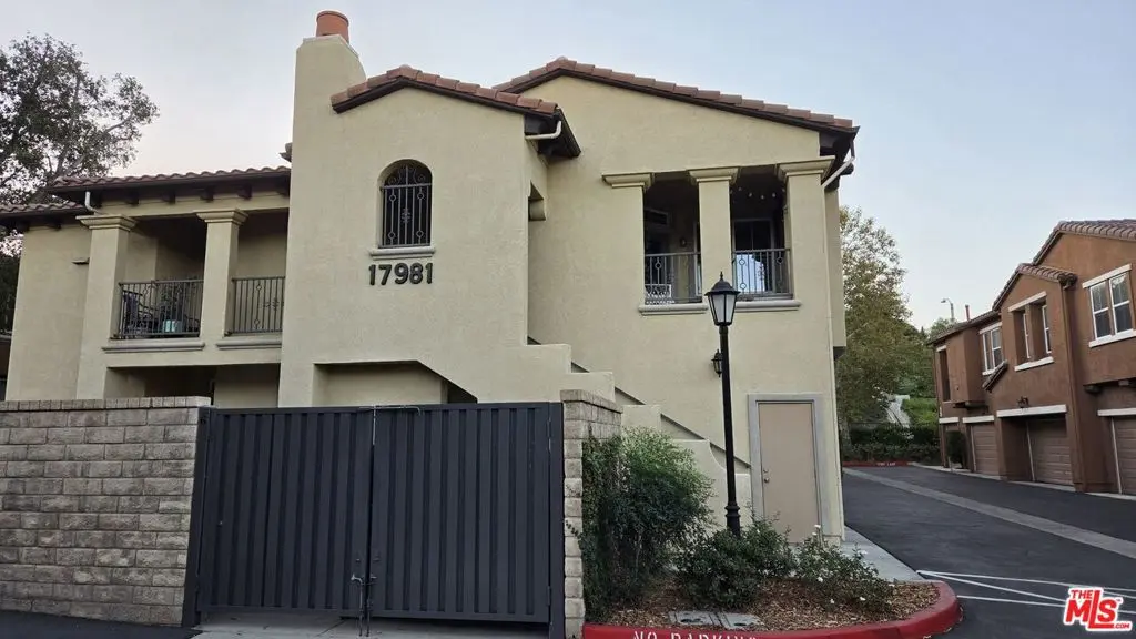 17981 Lost Canyon Road 108, Canyon Country, CA — listing photo 1